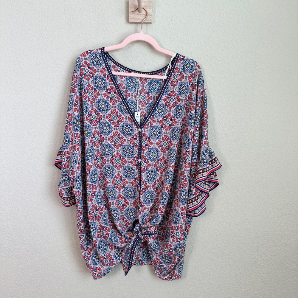 Max Studio Red Blue Medallion Tie Front Flutter Sleeve Blouse 3X NEW Boho Plus